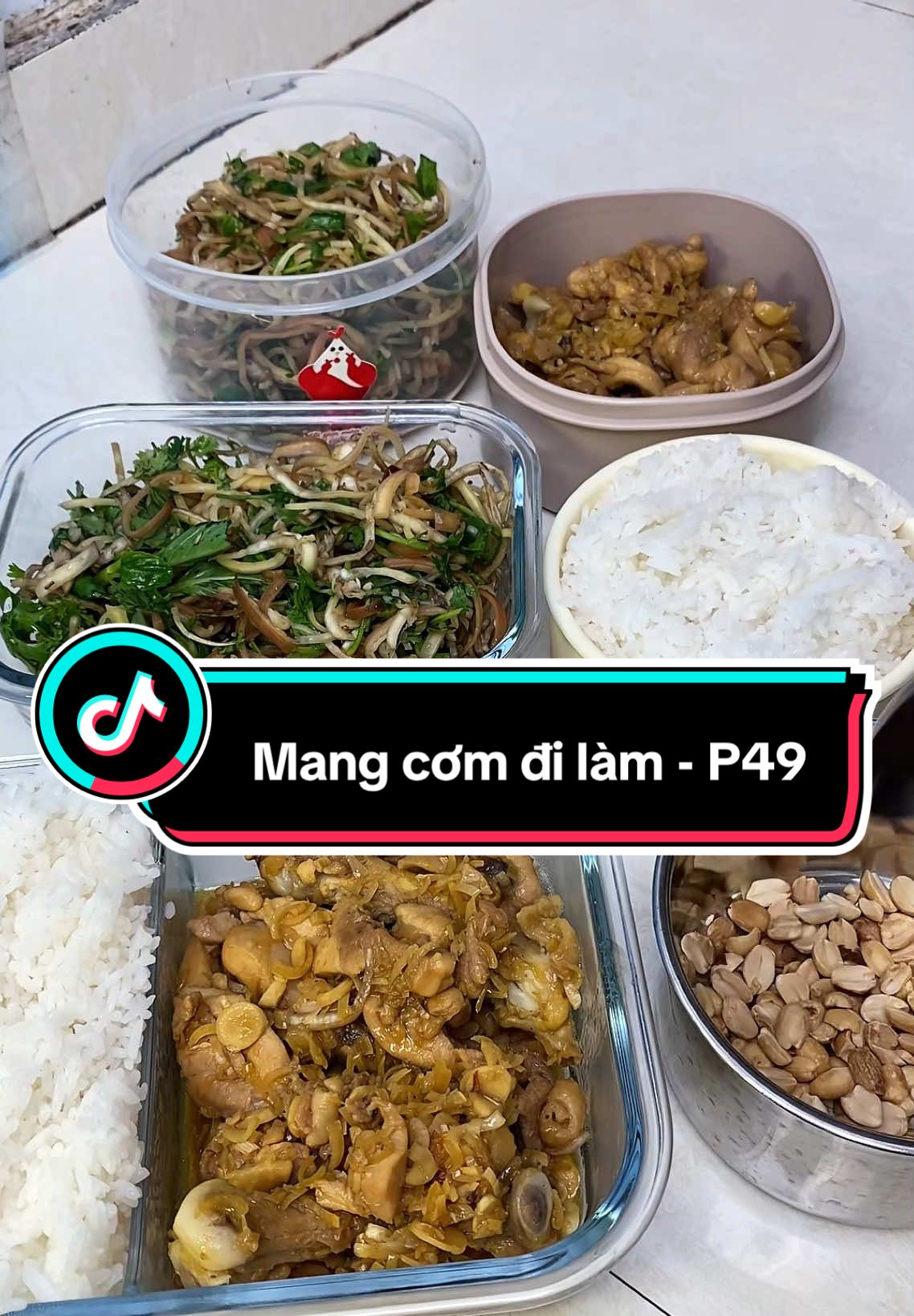 Có dao làm bếp chưa người đẹp ơi? 😗 ✨ Thực đơn hôm nay: Thịt gà rang sả ớt, nộm hoa chuối. #minhemdaily #dailyvlog #naucom #mangcomdilam #LearnOnTikTok #Konox #Emmitt #daolambep