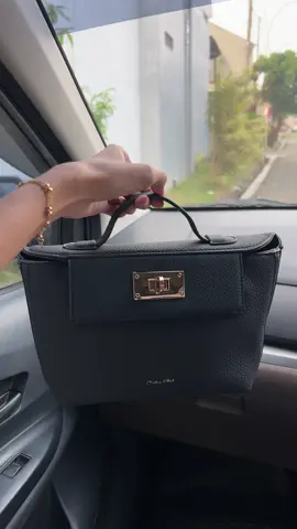 #taswanita #milanchiva #tasselempangwanita #slingbagwanita #handbagwanita #elegantbag 