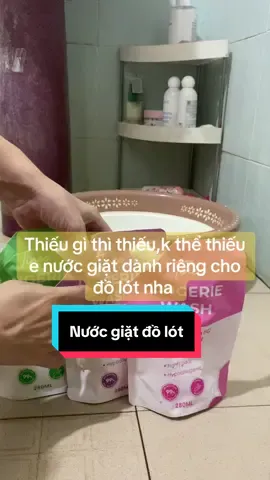 Nước giặt dành riêng cho đồ lót,dạng túi tiện lợi