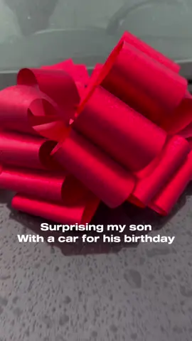 Lord… you gave me this boy at age 17, now he’s 17… thank you for providing and protecting 🙏🏾 🥰#happybirthdayson #firstcar #surprise #teenmom #cars #birthday 