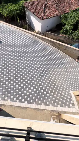 #shtrimeoborri #pllakabetoni #pllakatrotuari #cilesidhegaranci #tiranaalbania 