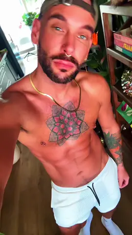 Tgif #Pride #pridetogether #amsterdam #lgbt #outfit #inspo #dutchies 