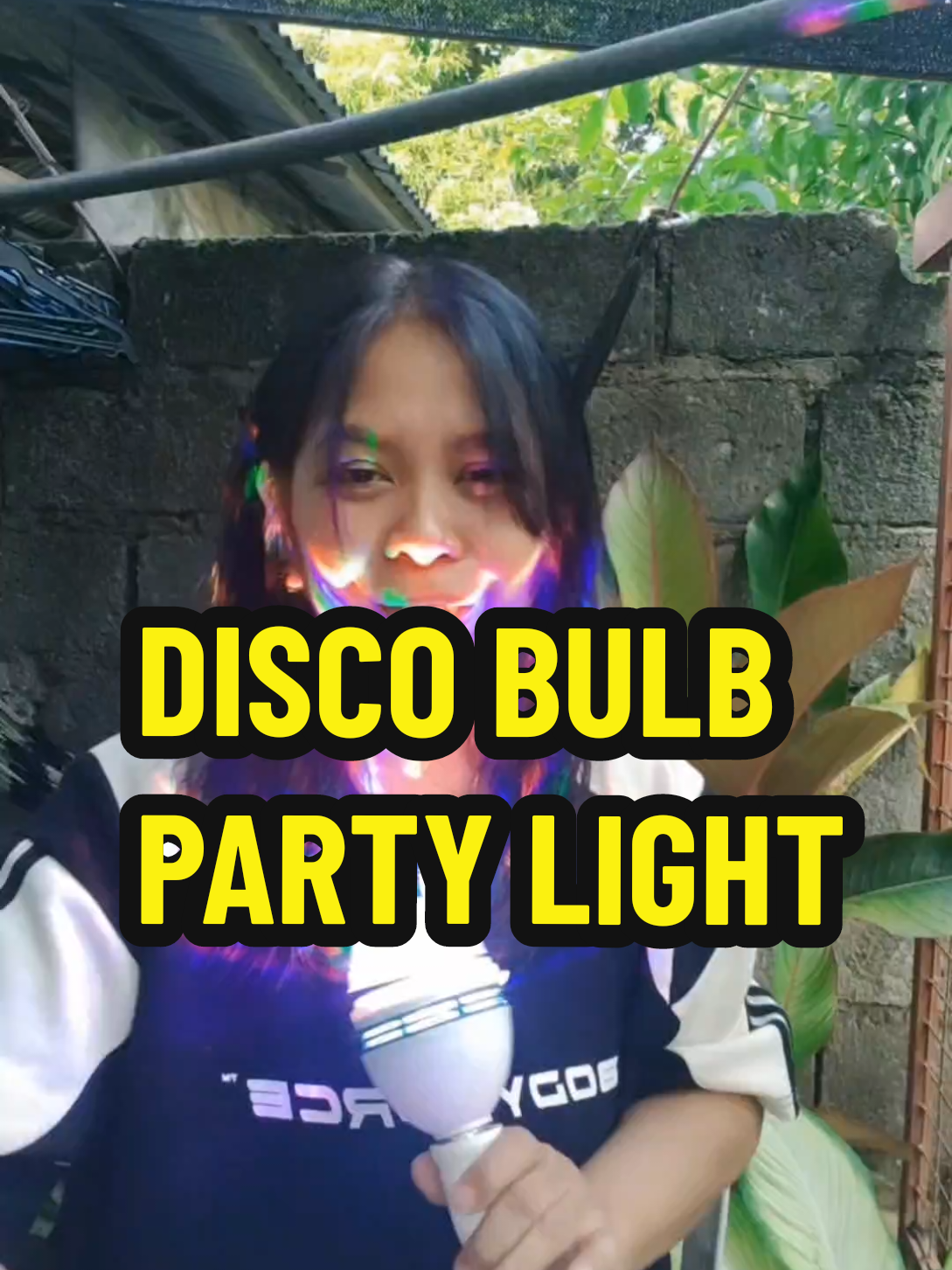 kailangan meron ka nito sa christmas bumili na hangat mura #partylight  #christmaslight  #discolight 