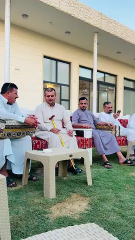 جلسه في ديوان الجباره عصر هذا اليوم بصوت حسين الضاهر الغنام  #مضيف_الشيخ_ناجي_الجبارة #غزاي_الجبارة #غزاي_جمهوري #الجبارة_الحسين #العلم_الجبارة 