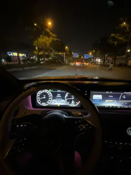 Âm thanh ánh sáng không thể nào chê được #mercedes #sclass 