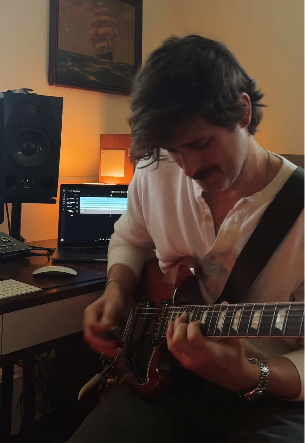 morning studio jam 🎸#guitartok #guitarist #gibsonguitars @Moises.ai @Gibson Guitar 
