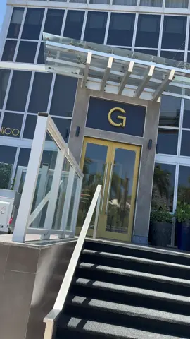 🌴 #miami #miamihotel #hotel #solotravel #vacation #travel #traveltiktok 