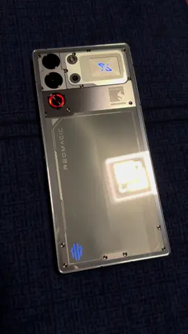 Redmagic is red magic 🚩😈#fyp #redmagic #redmagic10SPro #tiktok 