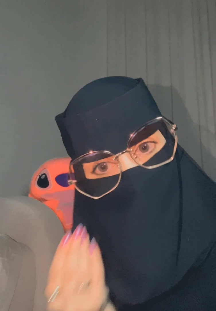 وعلى وجهي اطيح🥹🤣♥️+ تعالوا سنابي ف البايو لاتفوتكم يومياتنا#جنجون #foryoupage 