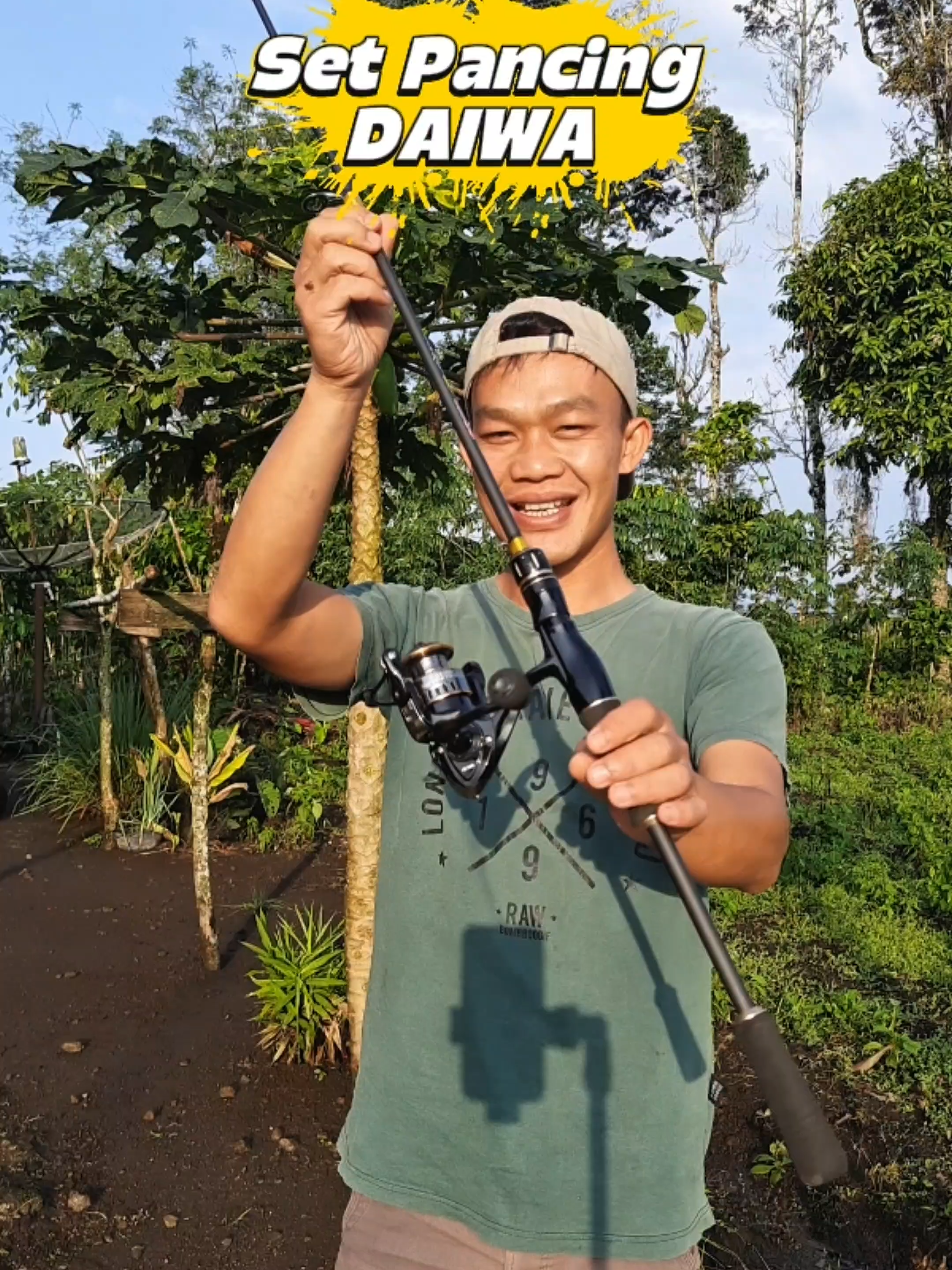 ‼️Set Pancing Kuat 60KG, Harga Mulai 250 Ribuan‼️ Joran & Reel DAIWA full set serat karbon, kuat, ringan, cocok untuk pemula sampai profesional! Bonus lengkap: umpan, senar, kail & box pancing 🔥 Siap bawa pulang monster laut 💥 📦 Cuma hari ini, diskon sampai 53% + Gratis Ongkir‼️ Yuk gaskeun sebelum kehabisan stok‼️ #SetPancingLengkap #JoranDaiwa #ReelDaiwa #PancingKuat60KG #AlatPancingMurah #PancingLaut #PancingMania #PancingIndonesia #PancingPemula #FishingGearMurah #JoranPancingCarbon #FishingSetLengkap #MancingGokil #TiktokFishing #RekomendasiPancing #ArdiFishing