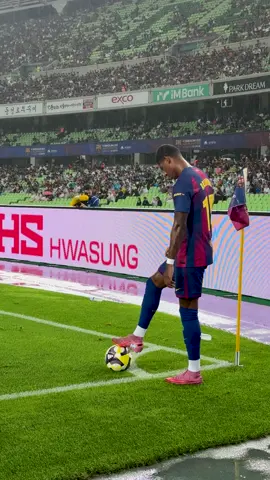 ☑️ @marcusrashford  ☑️ Blaugrana ☑️ Rain ☑️ Daegu, South Korea #fcbarcelona #barçaontiktok 