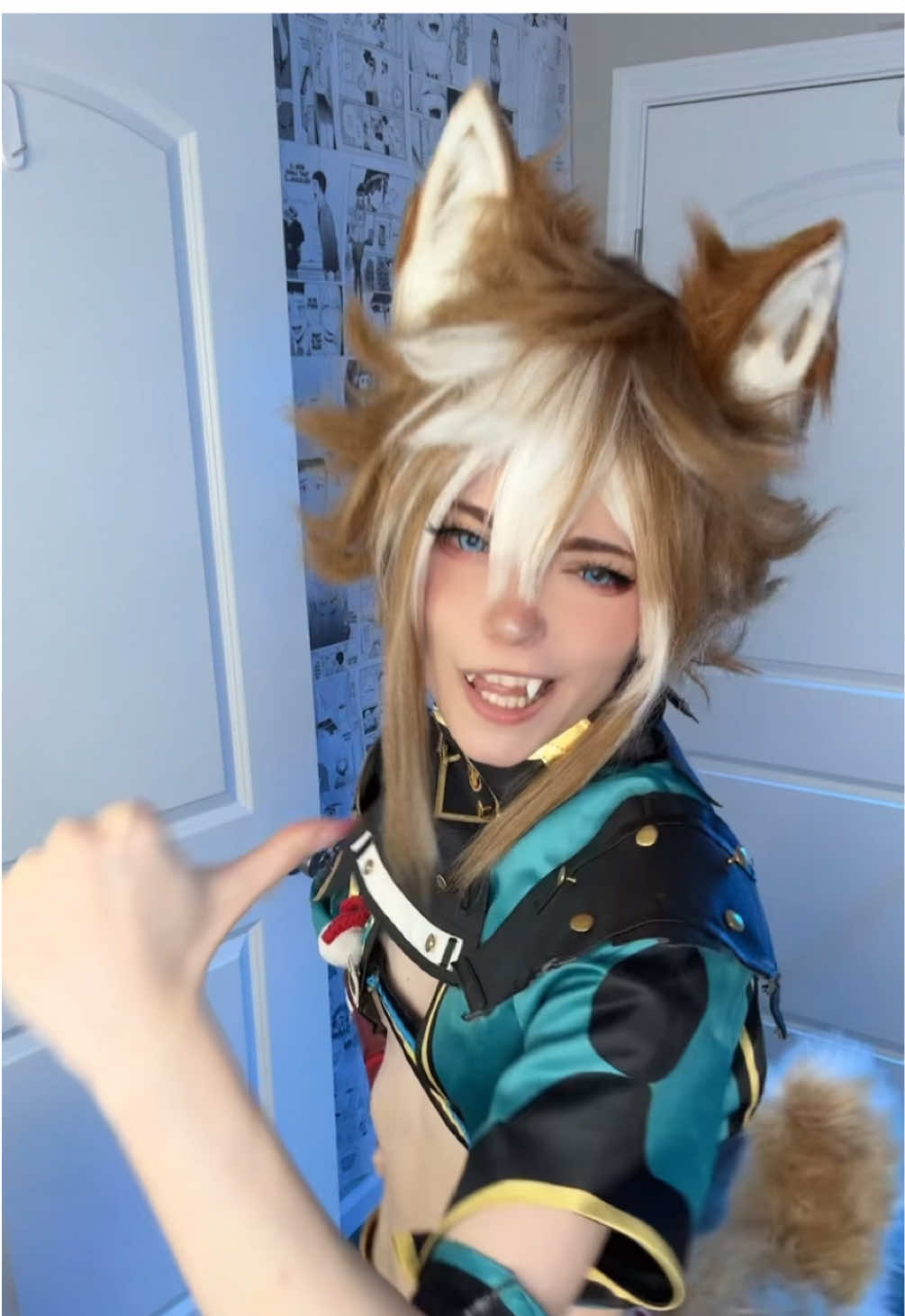 peak masculinity right here chat #cosplay #gorou #goroucosplay #GenshinImpact #gorougenshin #genshincosplay #kemonomimi #cosplayer #dogboy #mooimimo #feminineboy #femboy  #femboyfriday 