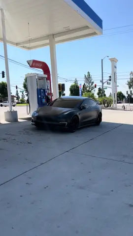 Filled her up. ⛽️ #tesla #carslover #fyp #m3p #model3 