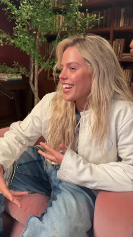 Ok @reneé gets the earrings