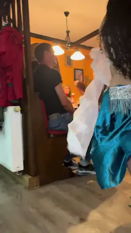 #dancer #party #performance #greece #greektiktok #bellydance @ΑΛΕΞΗΣ ΡΩΜΑΝΤΖΆΣ  thank you for having me 🥰🙏🏻🤩