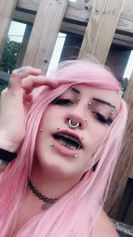#alternative #pinkhair  #scenehair #emo #scene #nonbinary #scenecore #foryoupage #fyp #scenequeen #sceneking #pinkscenehair #pinkemohair #emo