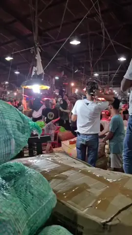 Menyala tukang kopi pasar induk