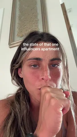 I’m not  the most organized person either but that was giving an episode of hoarders buried alive tf