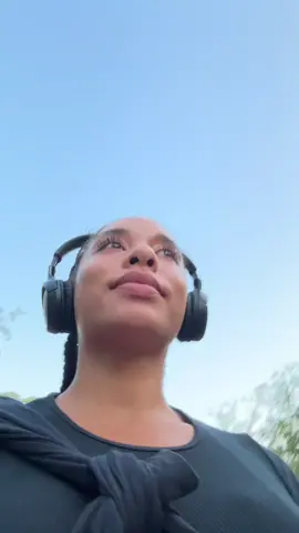 🥰 live love laugh