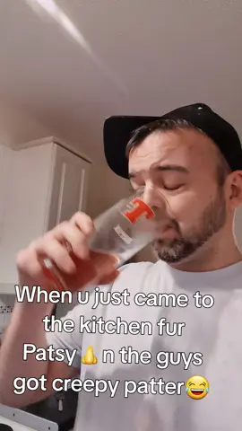 #scottishtiktok #scottish #ukcomedy #trending  #randomkitchenparty  #creepypatter  #creepytok 