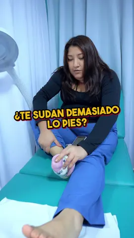 😅👣 ¿Te sudan los pies? En Luana tenemos el tratamiento perfecto para ti. ✨¡Ven y dile adiós al malestar!  📲Reserva ya  📍Av. De las Artes Norte941, San Borja  #sudor #podologia #saludybienestar #piessanos 