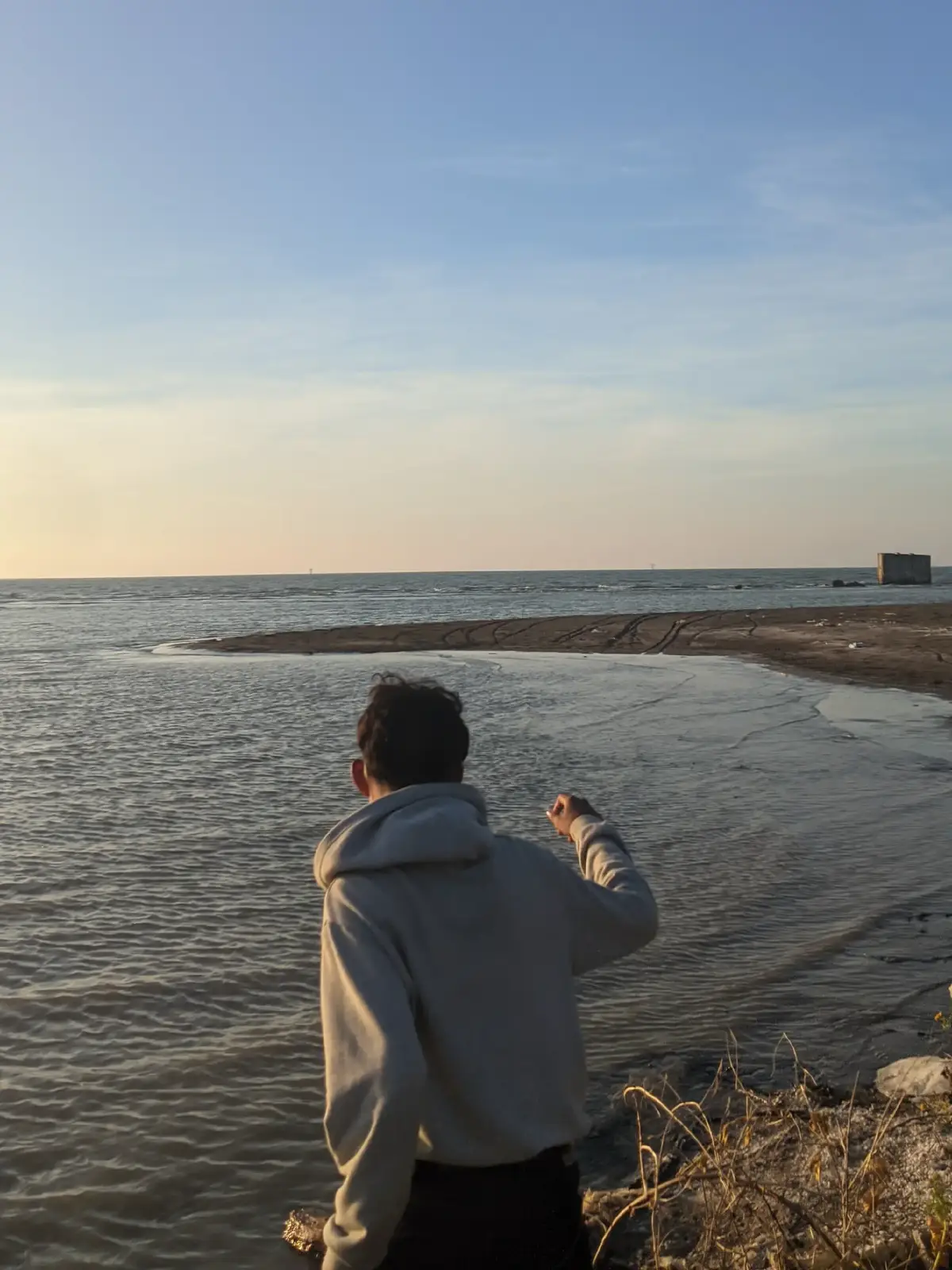 📍Pantai Sarakan ,krw . . #4u #fyp #sunset #pantaisarakankarawangtirtajaya 