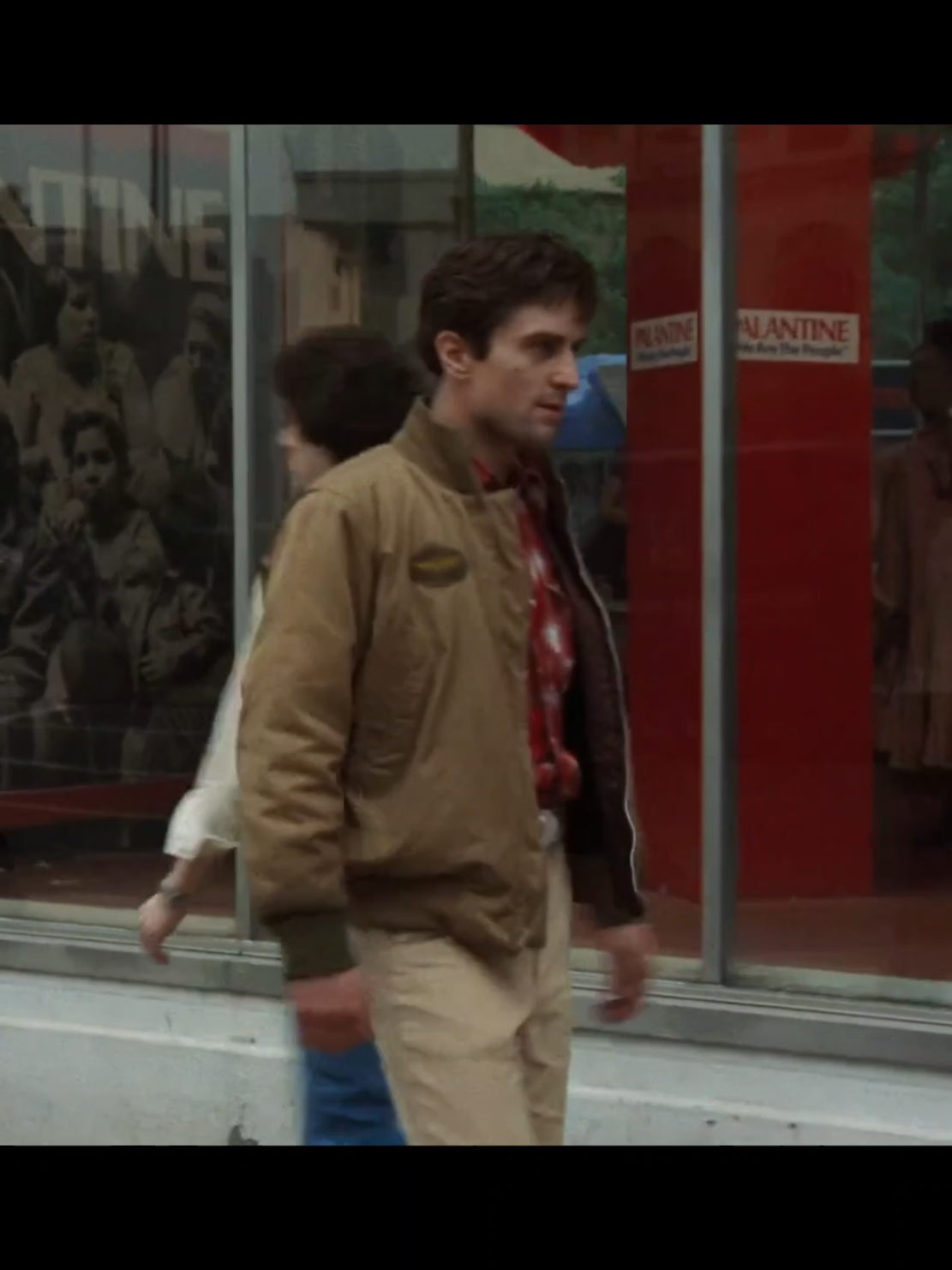 Şimdi fark ediyorum o da diğerleri gibiymiş #travisbickle #taxidriver 