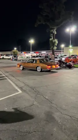 #throwback #cruising #weekend #montecarlo #fyp #lapuente #womenlowriding #classiccars #lowridersofla 