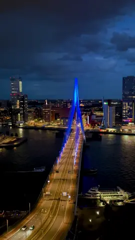 Skyline city vibes, Rotterdam by night 🌃 , #blue #bridge #skyline #rotterdam 