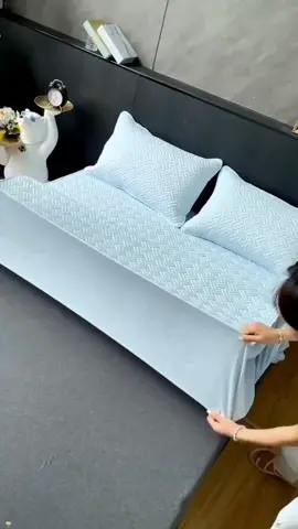 sprei sultan waterproof lembut