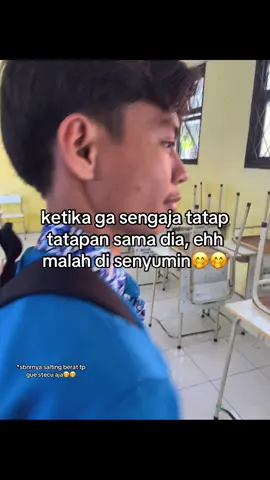 waduh🤭 #fyp #foryou #exxiven #fypage #4u #trending #xcyzba #kelasasik #fypシ゚ #katakata #masukberanda #smansa #fyppppppppppppppppppppppp 