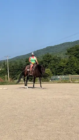 Larks Rugged Tari my #sweet #jolene is there anything she won’t do? Which direction should we go next? #work #rodeo ? #ranch ? #barrels ? #roping? I’m #rusty though 😆. #allthethings 