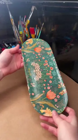 #ceramicafria #decoupage #bandejaspersonalizadas 