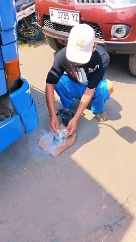 ritual sebelum main#putriaudio#jatiroto  #karnaval#desa#karanglo#sidomulyo@sorotan #fypシ゚viral 