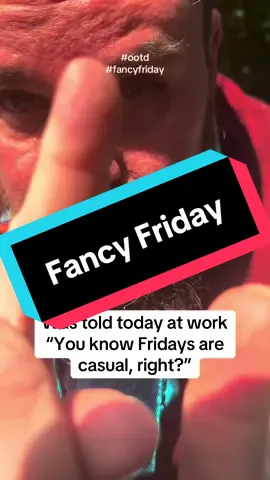 I DID NOT realize the grey dress pants looked like pajama bottoms…#fancyfriday #feelgoodfriday #OOTD #OOTD #funwithfashion 