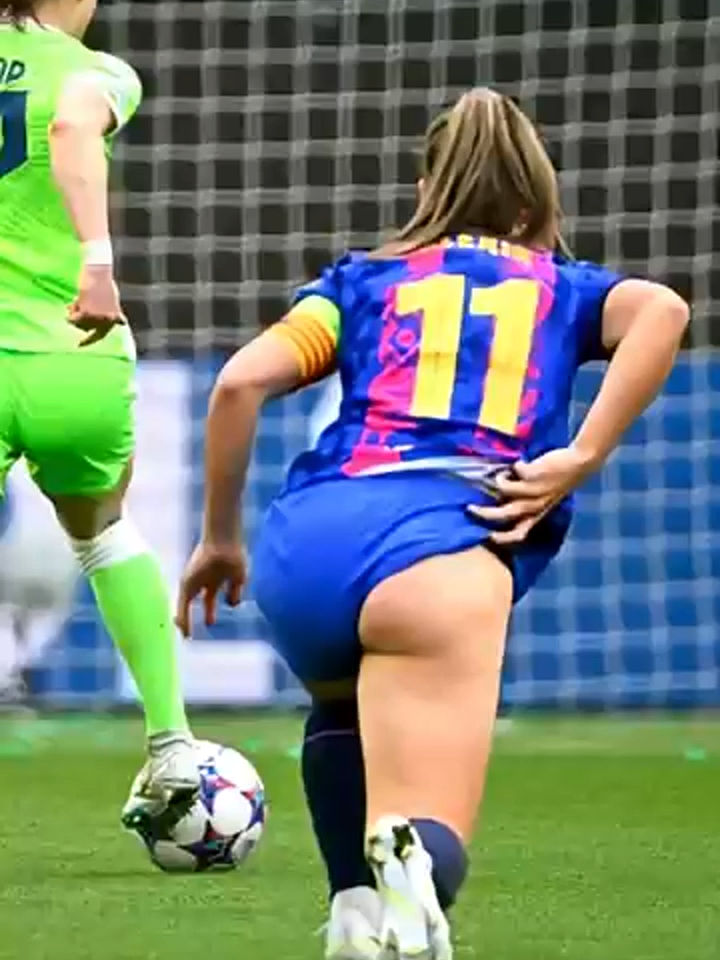 Descubre la historia de Alexia Putellas, la futbolista más premiada con el Balón de Oro en la historia del fútbol femenino. Con su talento y determinación, ha llevado al FC Barcelona y a la selección española a lo más alto. ¡Inspírate en su increíble trayectoria!#AlexiaPutellas #BalónDeOro #FútbolFemenino #Inspiración #Deporte