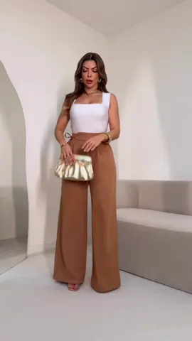 calça pantalona feminina de cintura alta,  com bolso laterais tecido leve tipo modal modelo social elegante.  #calça #pantalona #feminina 