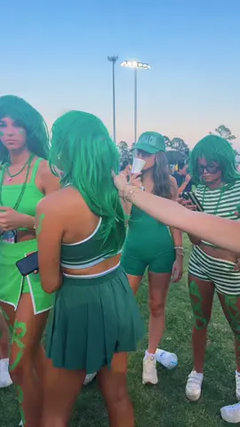 wig okay😝 #paninthepark #ou #axo #wig #snatched 