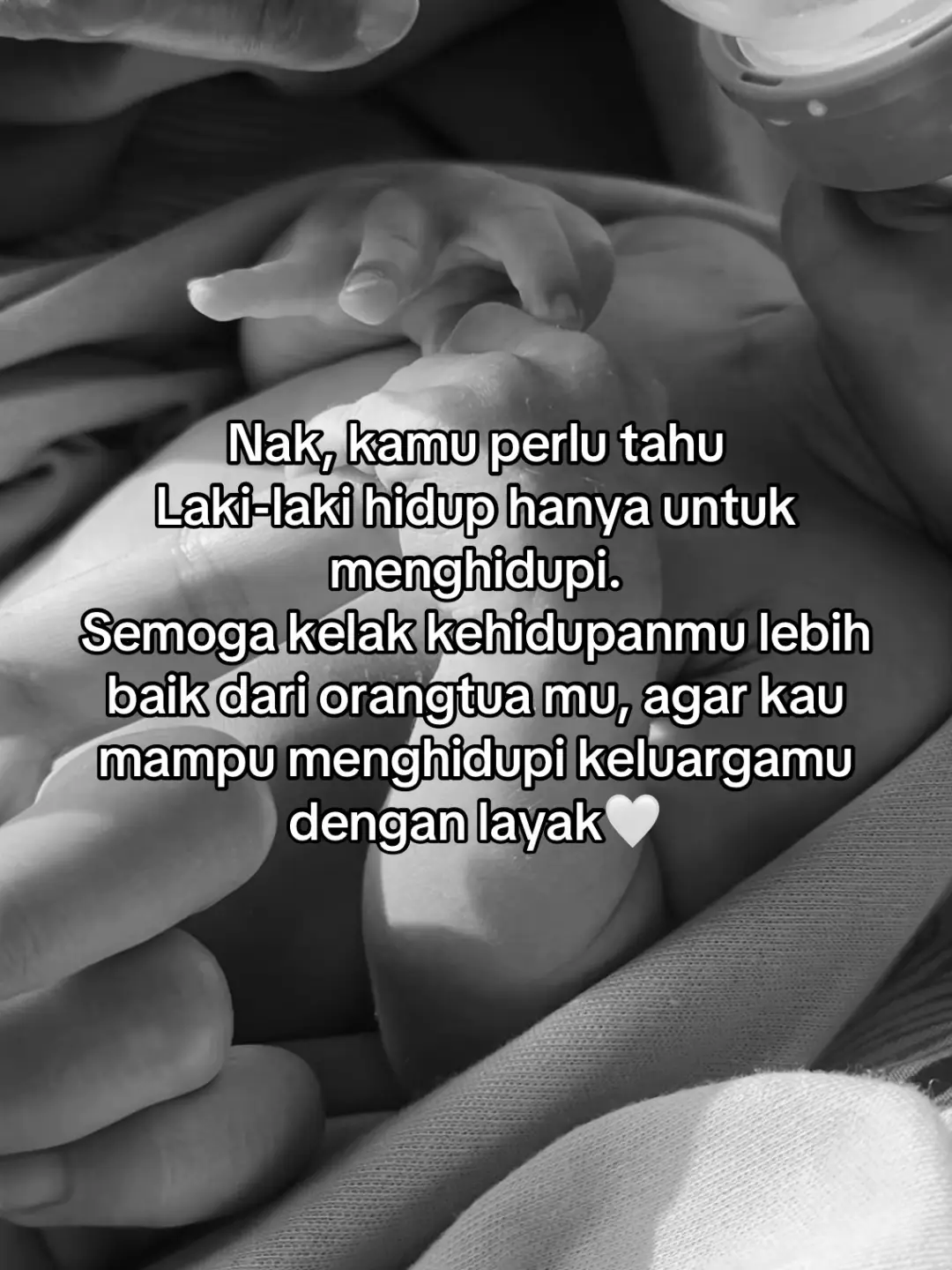 Raffasya, semoga kelak kehidupanmu jauh lebih bahagia dibanding ibu & ayah🥹🤍 aamiin #masyaallahtabarakkallah #anaklakilaki #tumbuhlebihbaik 