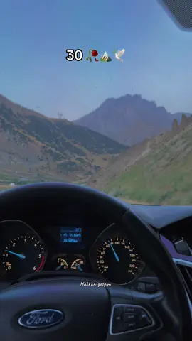 Hakkari kırıkdağ köyü 🥀❤️🌸 muhteşem manzarasıyla  #kesfet #hakkari #yol #yolculuk #keşfetteyiz #life #keşfetedüş #fun 