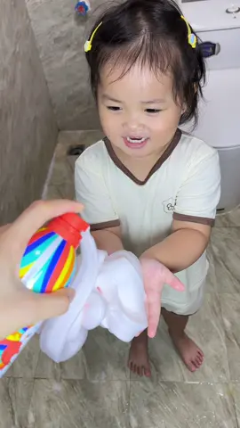 Sữa tắm tạo bọt sẵn thơm , bọt mịn lắm#Koai #koai #suatamtaobotkoai #xuhuong #fyp 