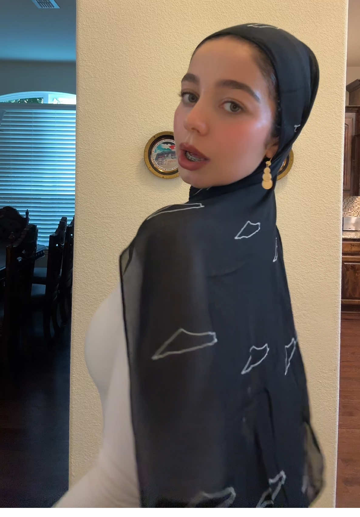 🤍🖤 #Jordanian #falasteen #hijabifashion #ArabTikTok #fypシ #modestfashion #hijabigirl  