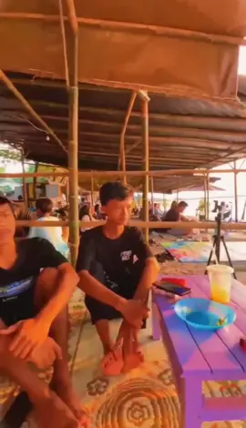 🤡 hadeh hadeh malah nemu 2 bocil lagi pacaran  #fypシ゚ bismillah rame#fypdong  #bocilbucin #jadinyamuk ajah lah#fyppppppppppppppppppppppp 