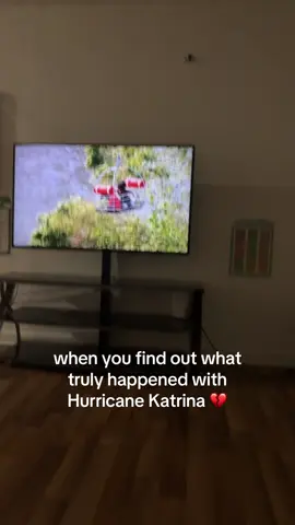 What in the actual hell??? The US DENIED HELP WHAT #whentheleevesbroke #hbomax #hurricanekatrina #neworleans