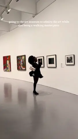 at this point just put me in a museum!  #blackwomen #fyp #relatable ##theeabimbolabee