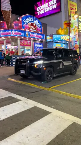 Black and white RCMP vehicle in Niagara Falls Canada 🇨🇦 😤
