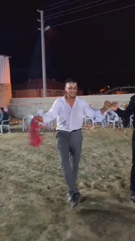 Ağzına sağlık @♪  Esra Duman Ablam #göktepeköyü #halay #