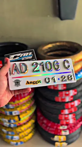 Plat akrillik Plat timbul lancip hologram ✨ Wa/tlp.  ADMIN 2 : +6285604976272   CAH CLASSIC STORE  Pengrajin PLAT NOMOR  KWALITAS PREMIUM Tanya” order ⤵️ Alamat :  🏠: Sumberjo sanankulon Blitar 📌 : Cah classic store #rosokcilik #rosokcilikstore  #rosokcilik2000  #gl100 #kmhgl #gl100racing #gl100_gl125hits                          