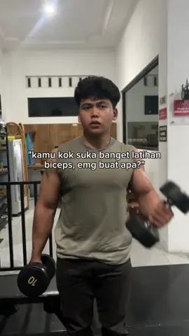 kapan ya😓#gymdate #gymmotivation🏋️‍♀️ #gymcouple #bicepsday #foryou #fyp 