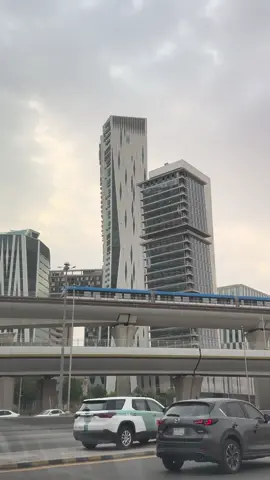 نجد العذية🤍''.                                             #اكسبلورexplore #الرياض_الآن #المالية_الرياض #غيوم#حميدان_التركي #fypage #قطار 